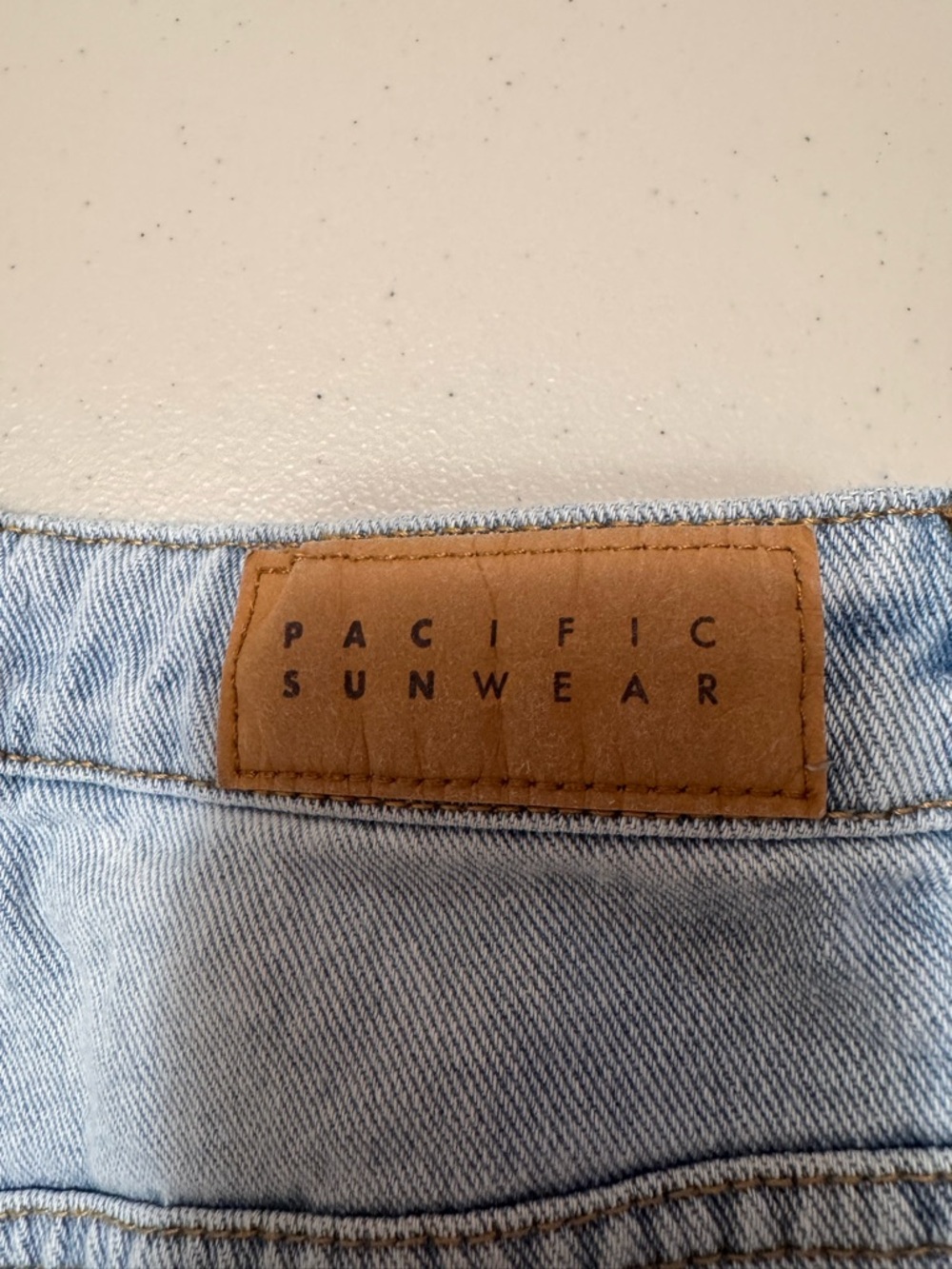 PacSun 90’s Y2K Cargo pocket light wash denim jeans - Picture 5 of 5